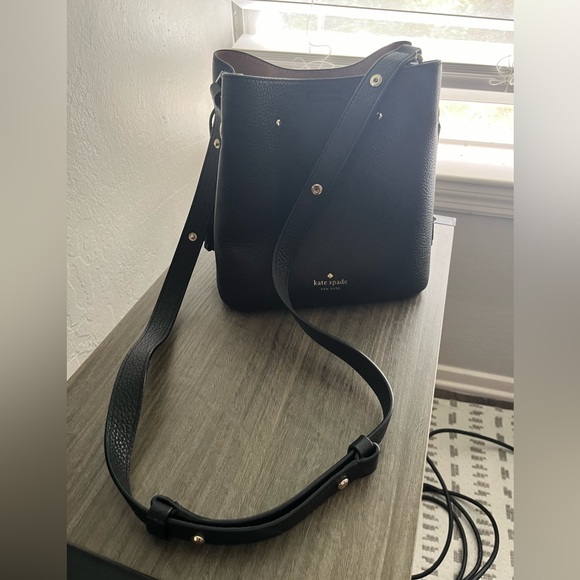 Kate Spade Marti Bucket Bag (small) - Picture 3 of 7